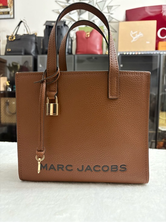 Marc Jacobs Handbags - Marc Jacobs Mini Grind Leather Tote – Carmel